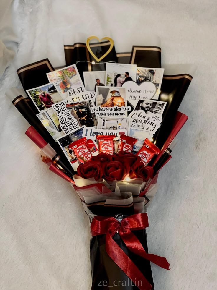 The Velvet Box Signature Photo Bouquet